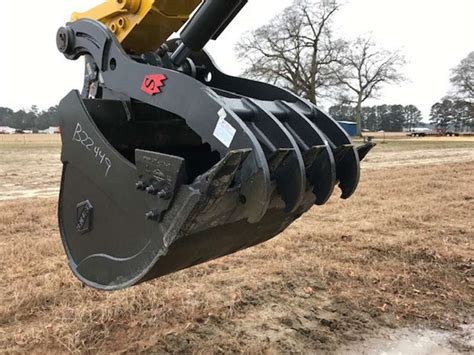 thumb attachment for mini excavator